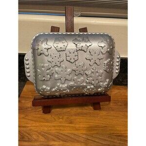 Nordic Ware Snowflake Cake Pan